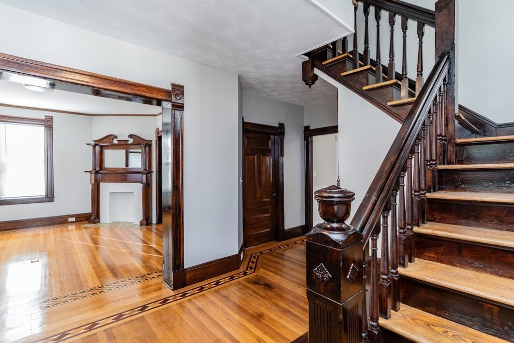 72 Mapledell Street Springfield, MA 01109 - Photo 2 of 19 Gallery Image 2
