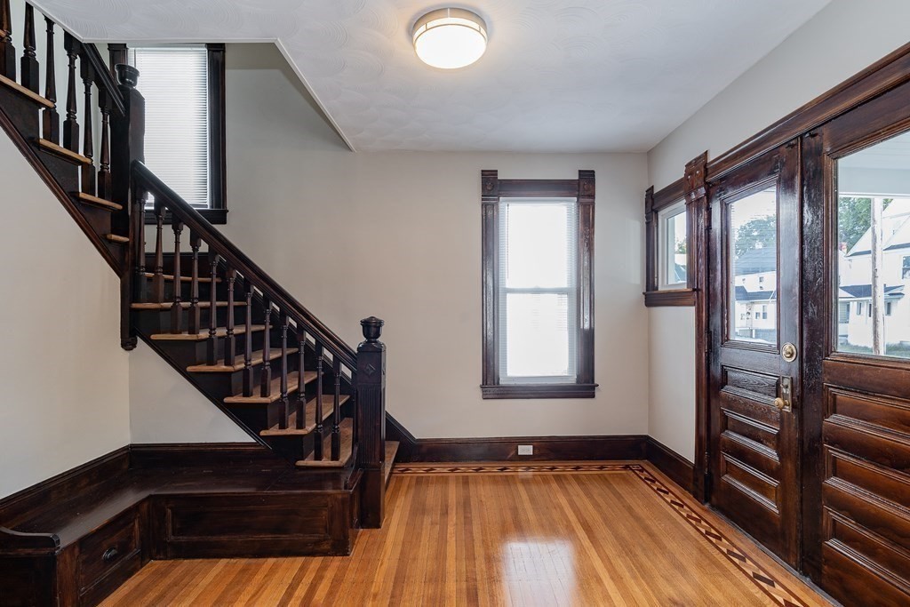 72 Mapledell Street Springfield, MA 01109 - Photo 7 of 19 Gallery Image 7