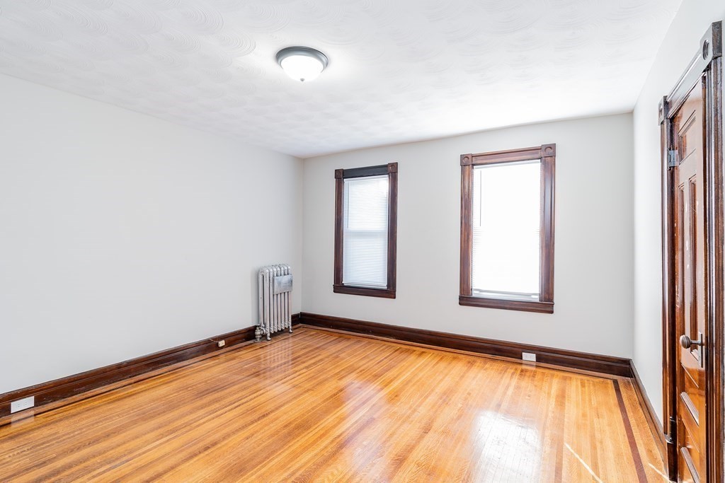 72 Mapledell Street Springfield, MA 01109 - Photo 10 of 19 Gallery Image 10