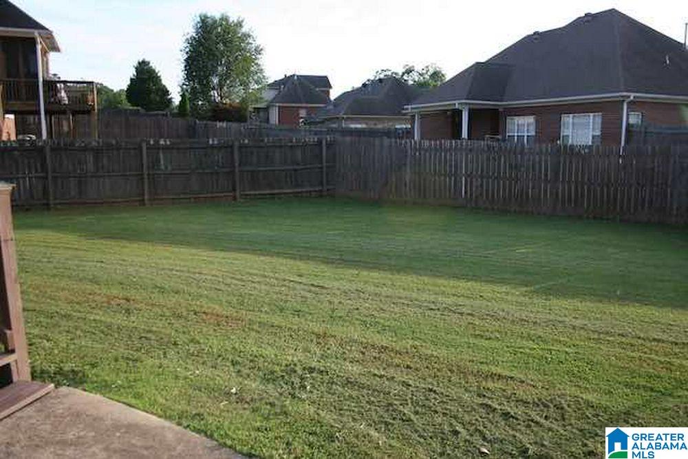 4701 Thornhill Road Gardendale, AL 35071 - Photo 4 of 28