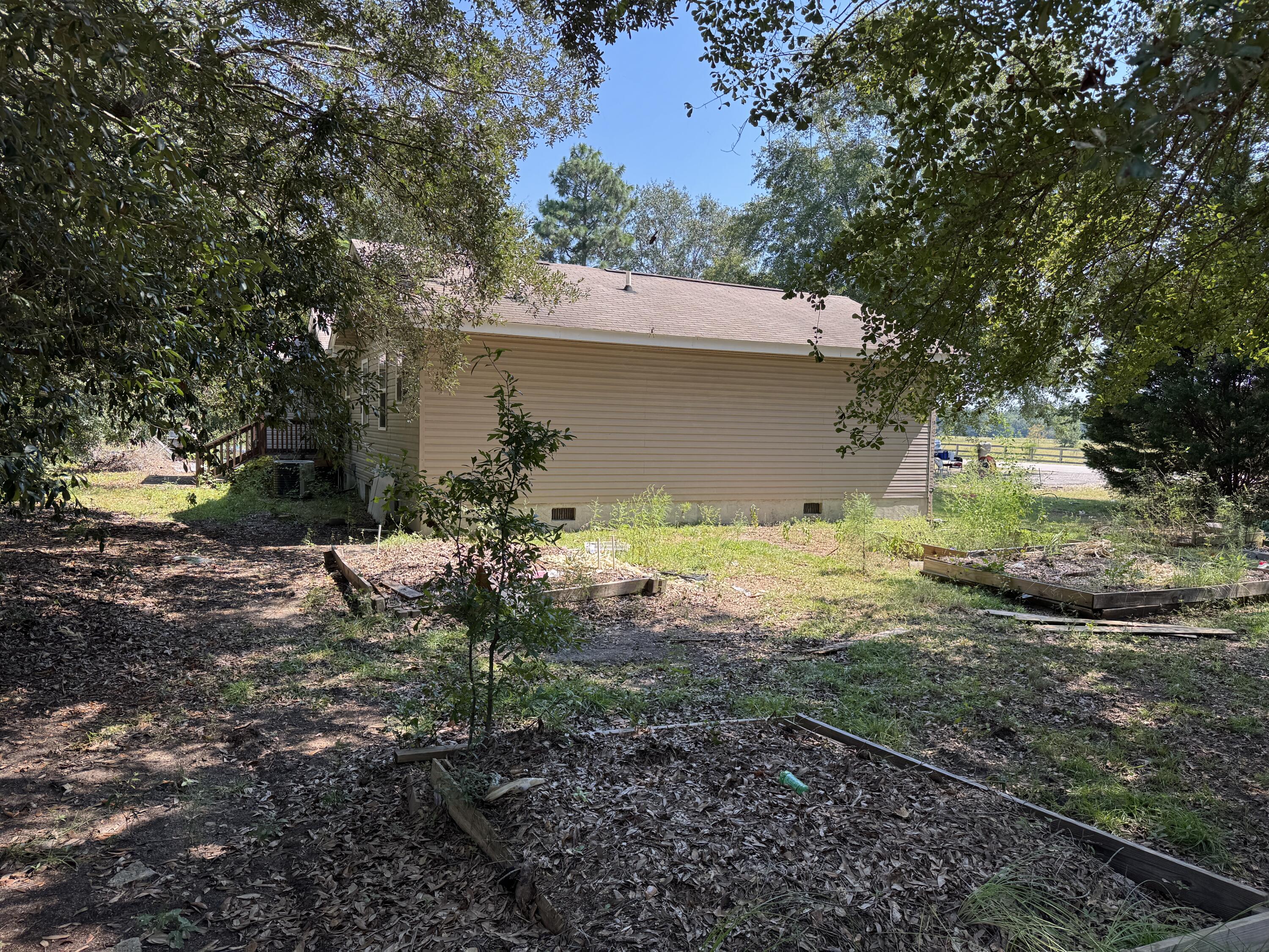 389 Skyland Farm Road Williston, SC 29853 - Photo 23 of 25
