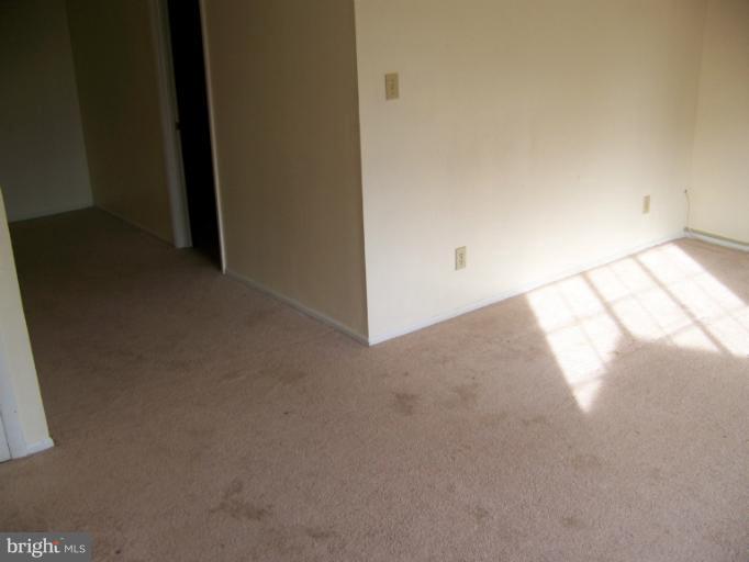 14550 Farmcrest Place Silver Spring, MD 20905 - Photo 16 of 25 Bedroom