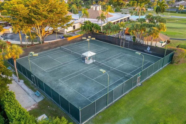 $195,000 | 5021 Oakhill Lane, Unit 115, Delray Beach, FL 33484