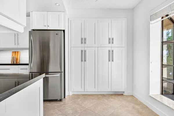 $195,000 | 5021 Oakhill Lane, Unit 115, Delray Beach, FL 33484