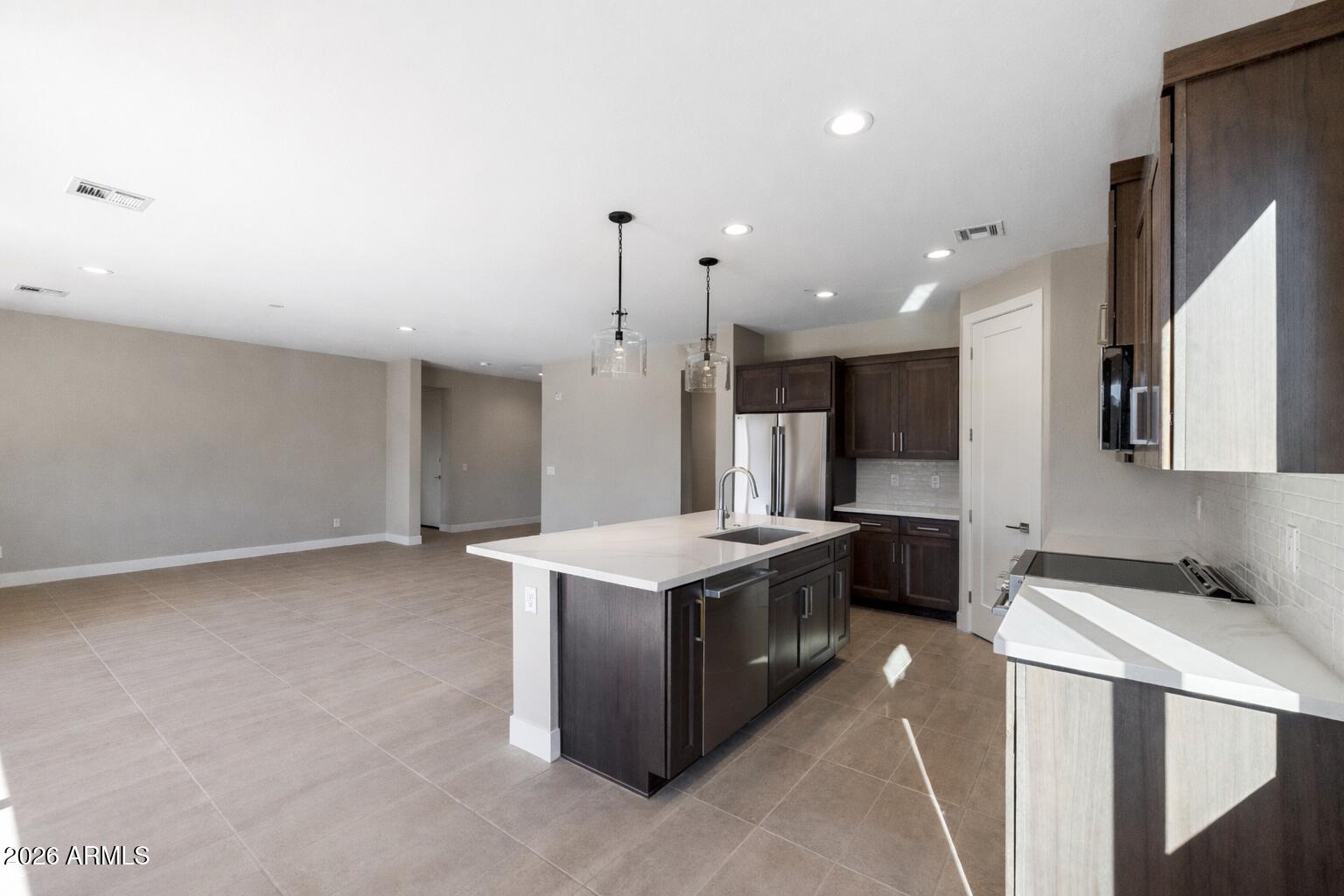 16969 East Bobwhite Way Rio Verde, AZ 85263 - Photo 8 of 35 058-Kitchen-Fixed