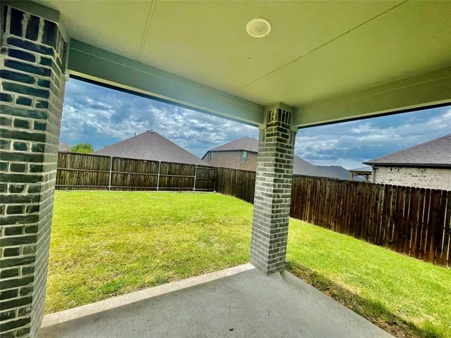 a view of an outdoor space and tv