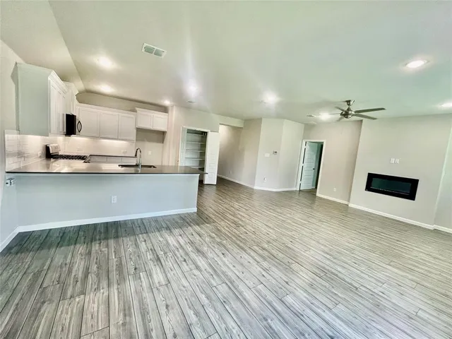 $2,395 | 525 Ardsley Lane, Forney, TX 75126