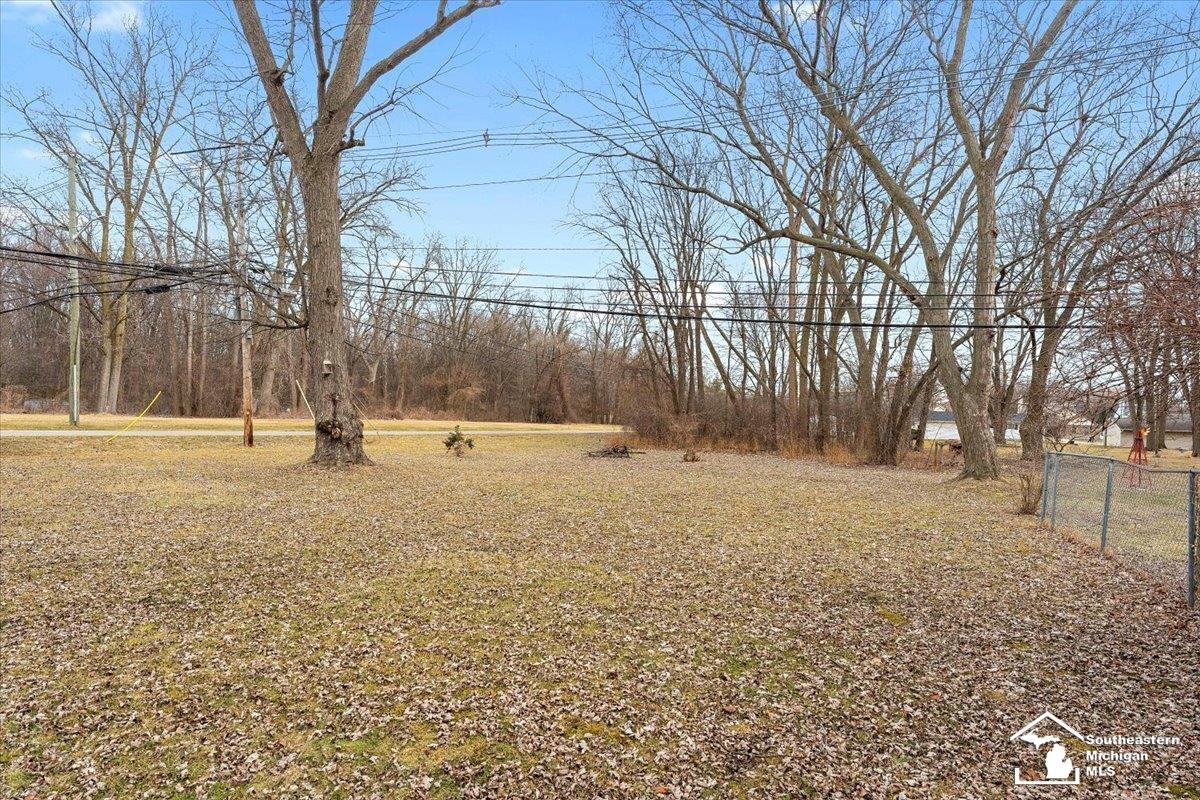 9615 Beech Daly Road Taylor, MI 48180 - Photo 23 of 24 50168219-e8f77bba-ef31-43e6-8629-eeb35e69b73e.JPG
