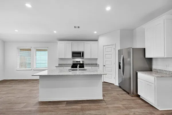 $2,100 | 30947 Brightwell Bend, Fulshear, TX 77441