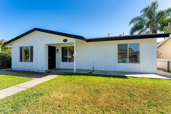 $699,000 | 510 Fairbourne Place, Oxnard, CA 93033