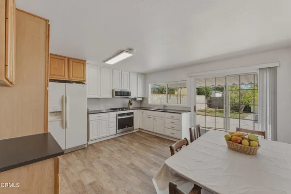 $699,000 | 510 Fairbourne Place, Oxnard, CA 93033