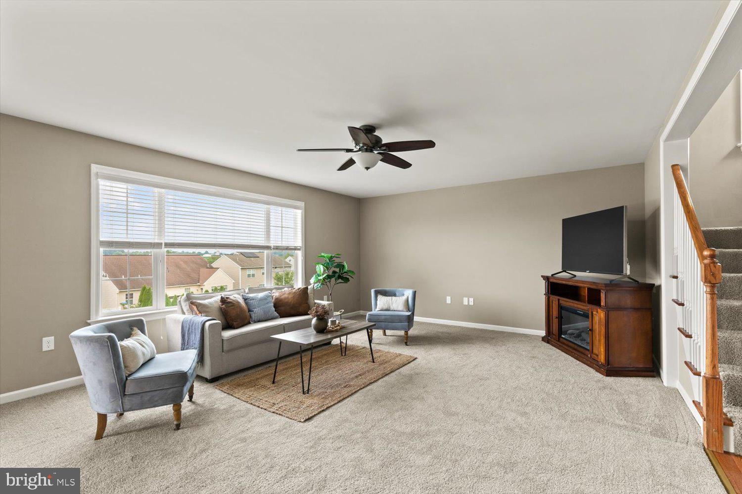 682 Hamaker Road Manheim, PA 17545 - Photo 13 of 41