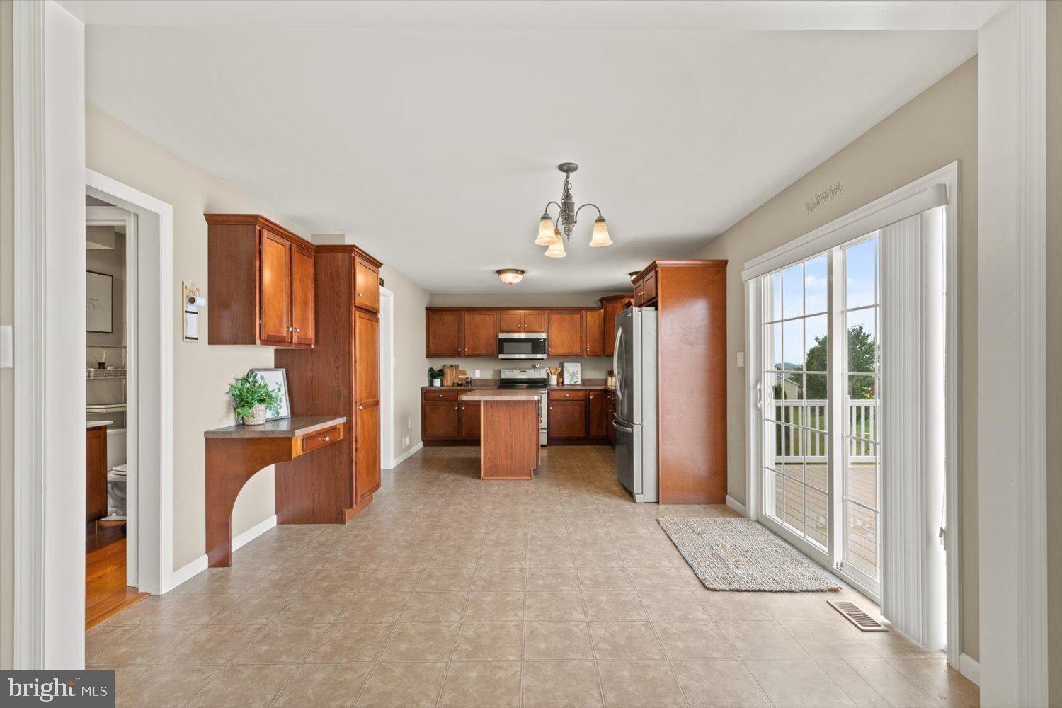 682 Hamaker Road Manheim, PA 17545 - Photo 16 of 41