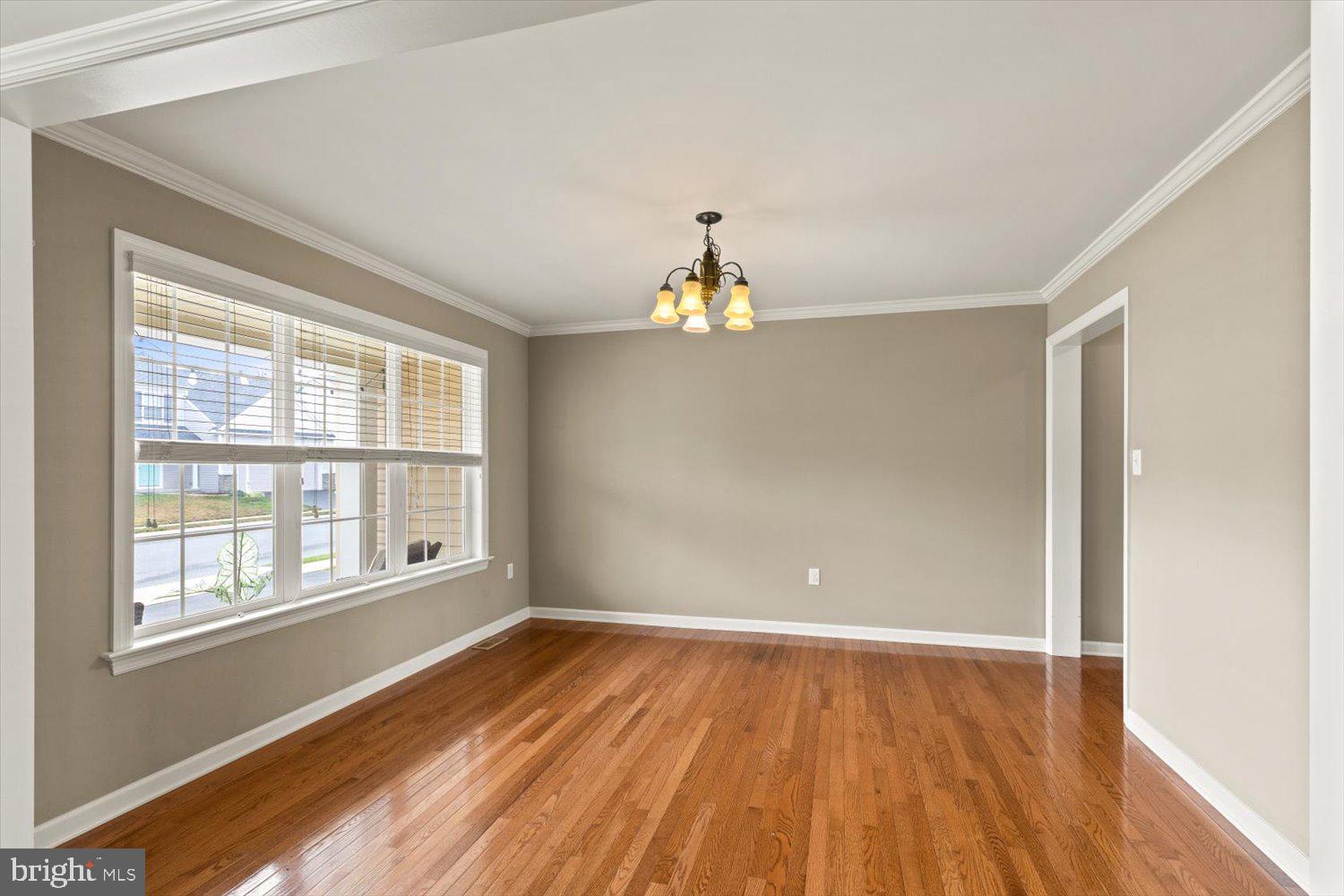 682 Hamaker Road Manheim, PA 17545 - Photo 8 of 41