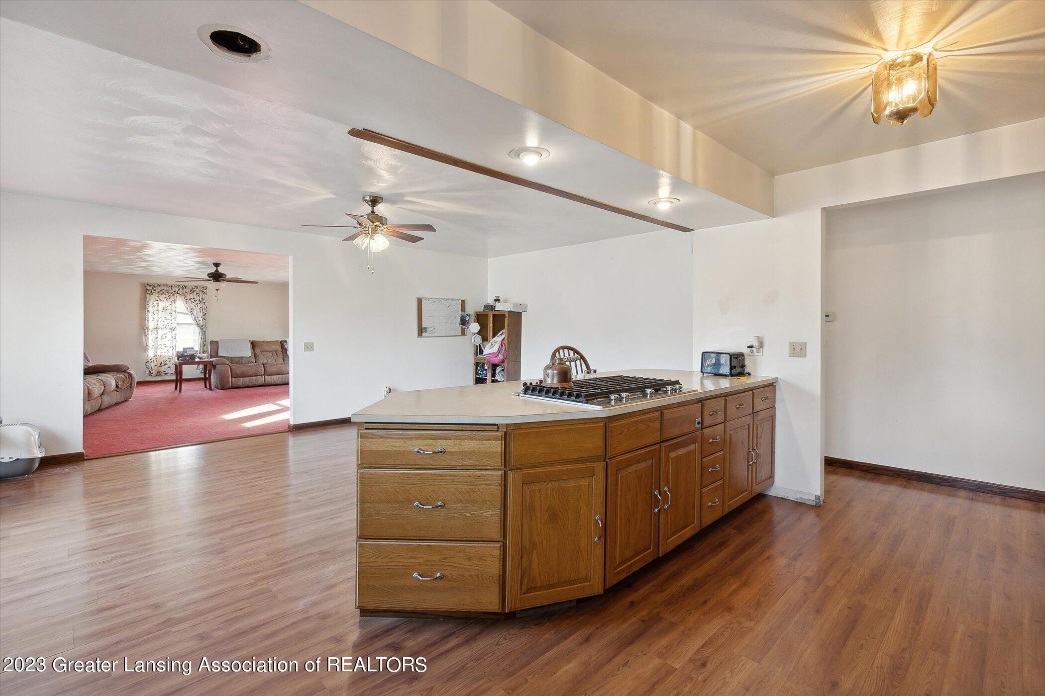 910 West Dansville Road Mason, MI 48854 - Photo 14 of 60 17-910-W-Dansville-Rd-Mason-MI-48854-Win