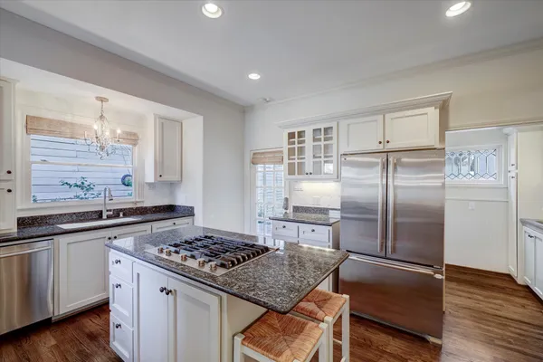 $4,700 | 2622 Westgate Drive, Houston, TX 77098