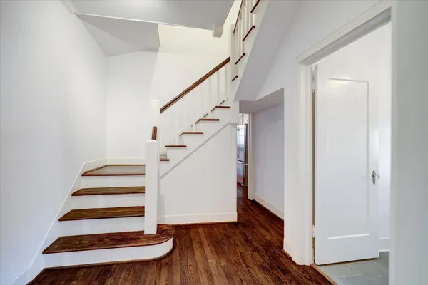 $4,700 | 2622 Westgate Drive, Houston, TX 77098