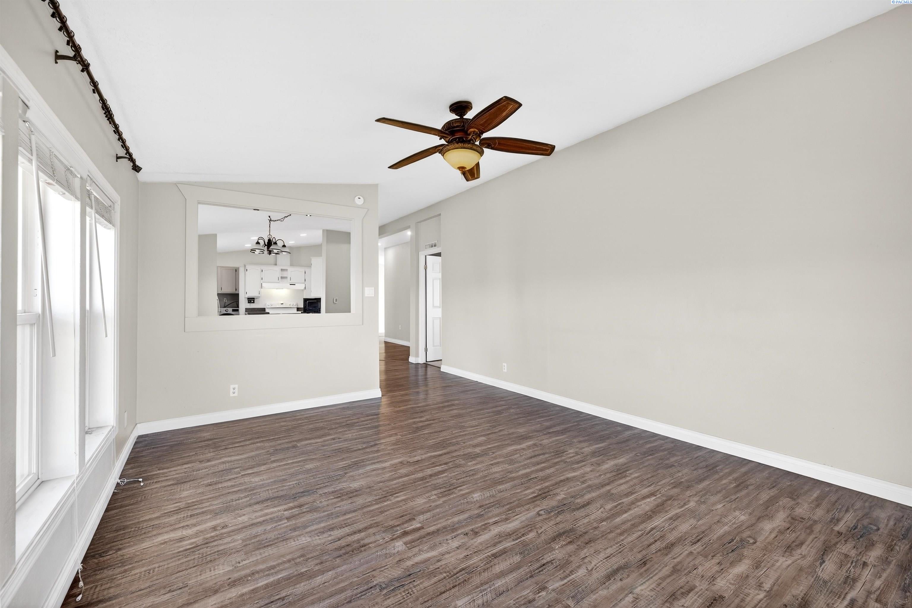 481 Woodworth Road Grandview, WA 98930 - Photo 10 of 47 Gallery Image 10