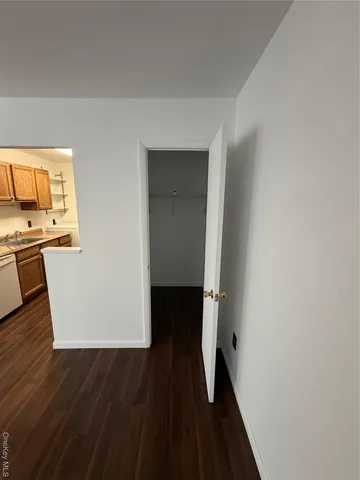 $1,950 | 17 Village Park Drive, Unit 1D, Fishkill, NY 12524