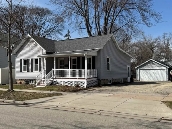 $224,900 | 314 East Winnebago Street, Appleton, WI 54911