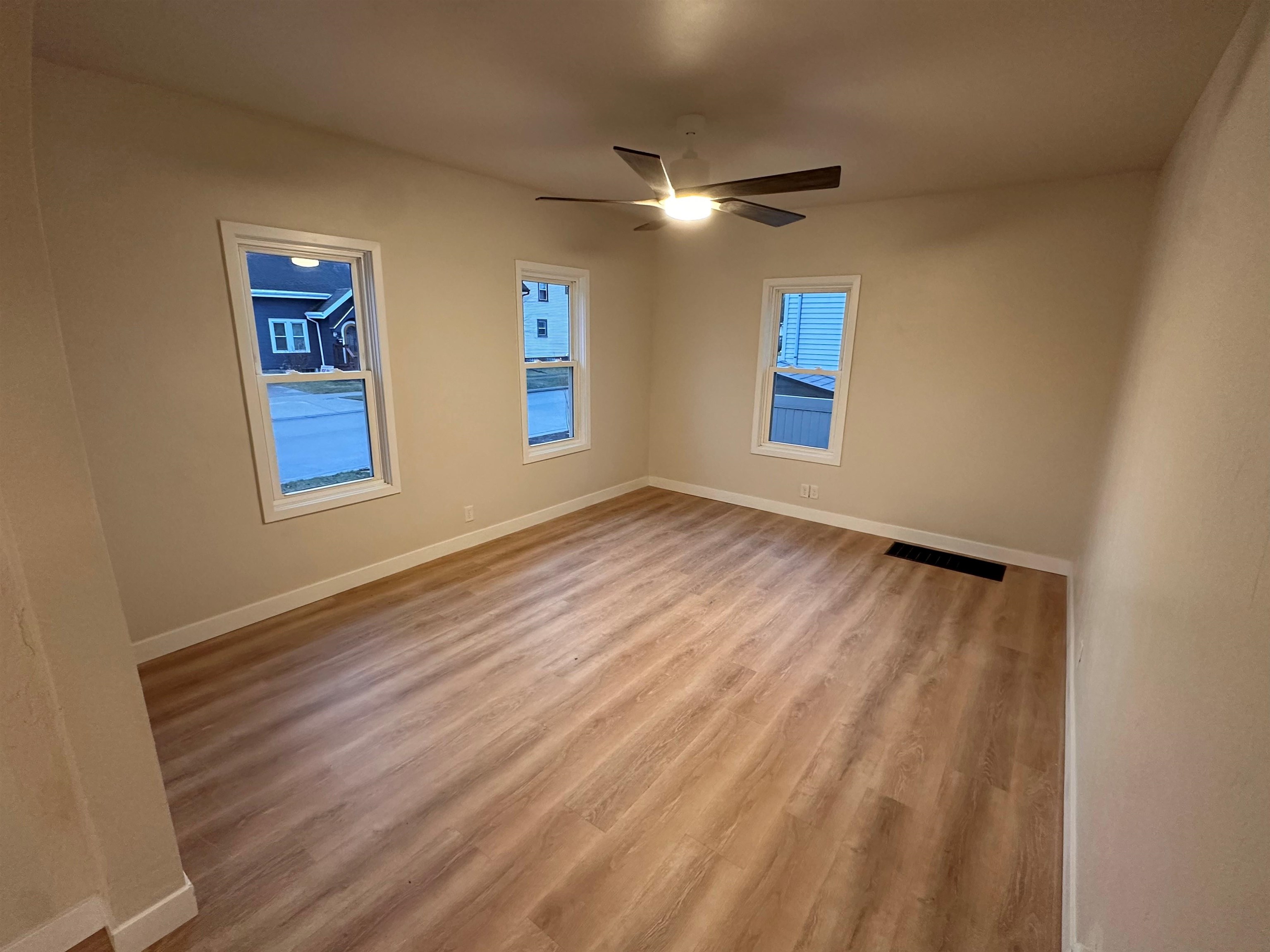 314 East Winnebago Street Appleton, WI 54911 - Photo 13 of 17