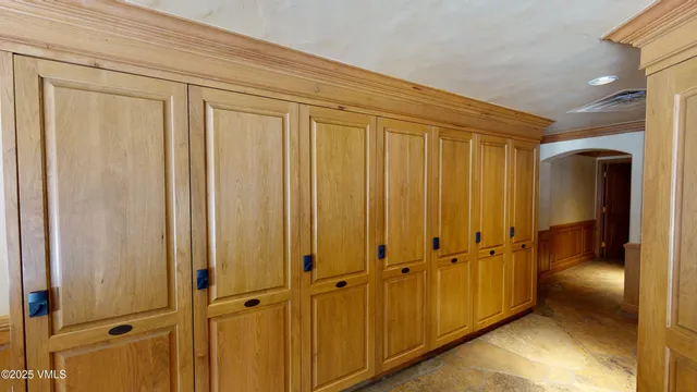 $3,350,000 | 17 Chateau Lane, Unit 205, Beaver Creek, CO 81620