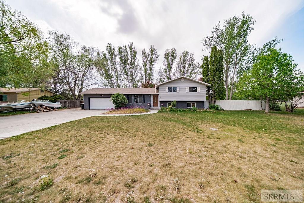2090 Heather Lane Ammon, ID 83406 - Photo 3 of 67