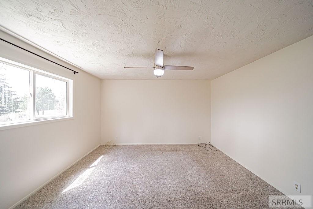 2090 Heather Lane Ammon, ID 83406 - Photo 33 of 67
