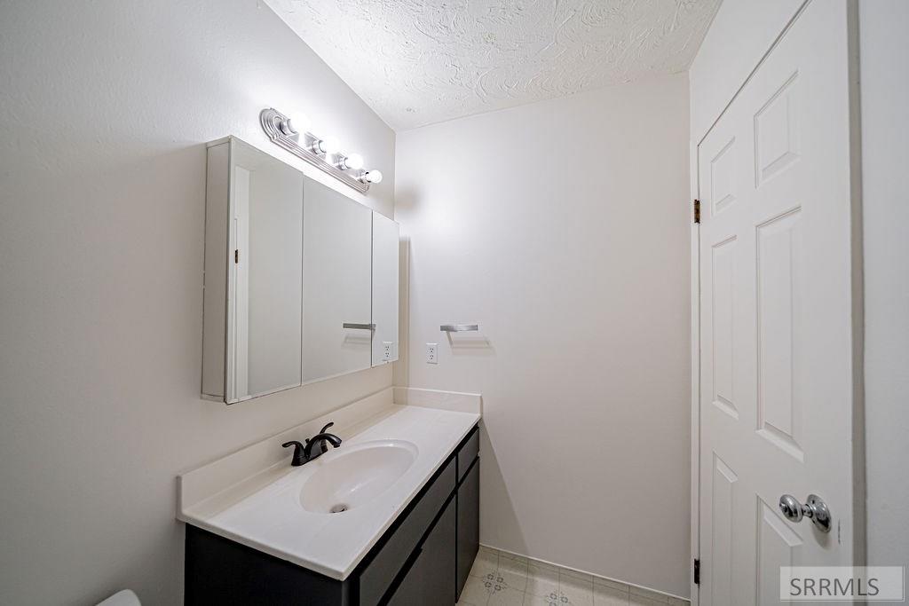 2090 Heather Lane Ammon, ID 83406 - Photo 46 of 67