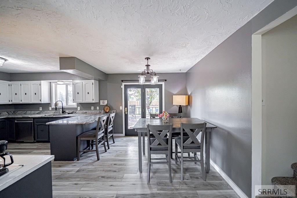 2090 Heather Lane Ammon, ID 83406 - Photo 9 of 67