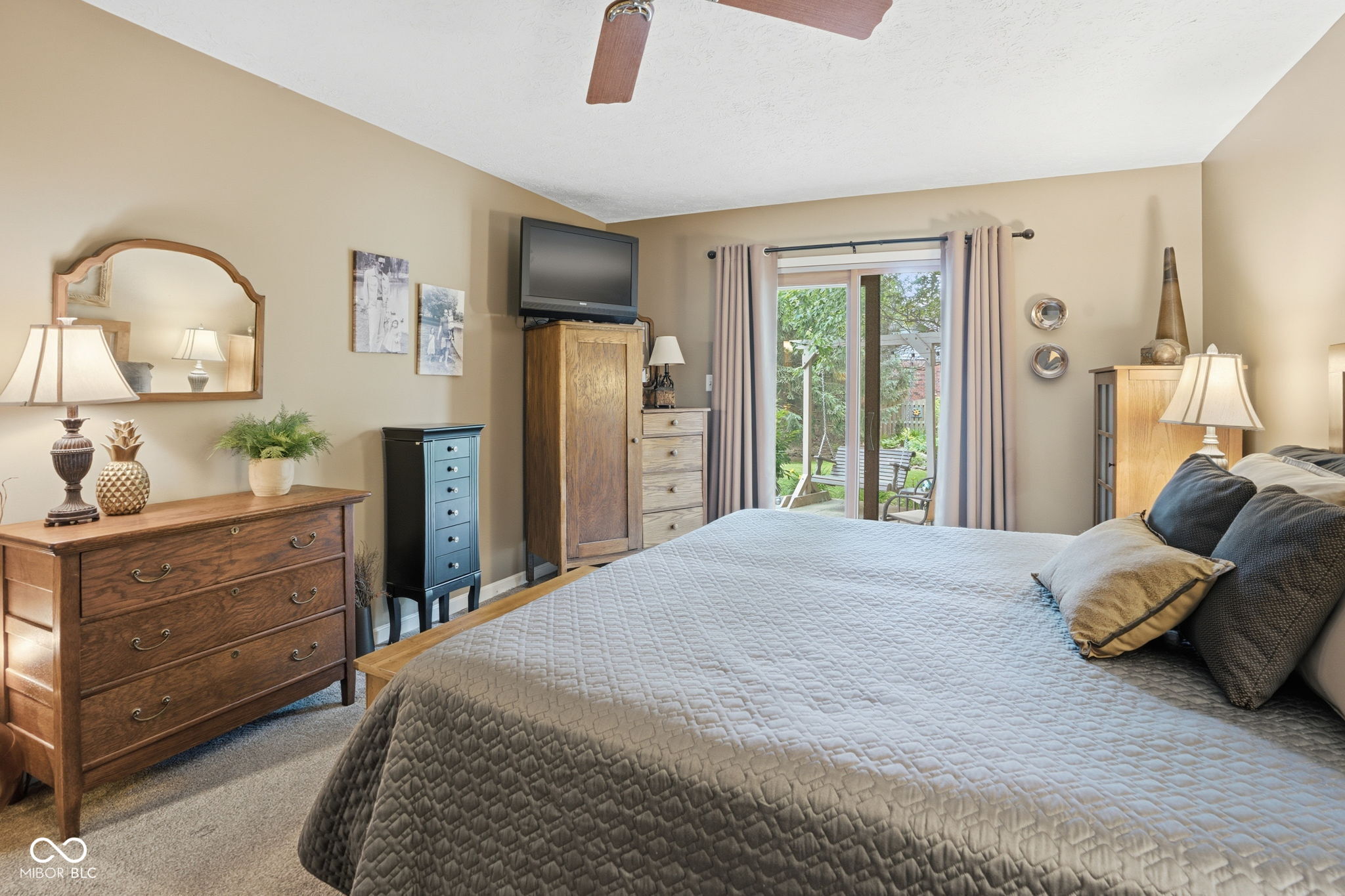 703 Bennett Road Carmel, IN 46032 - Photo 19 of 39
