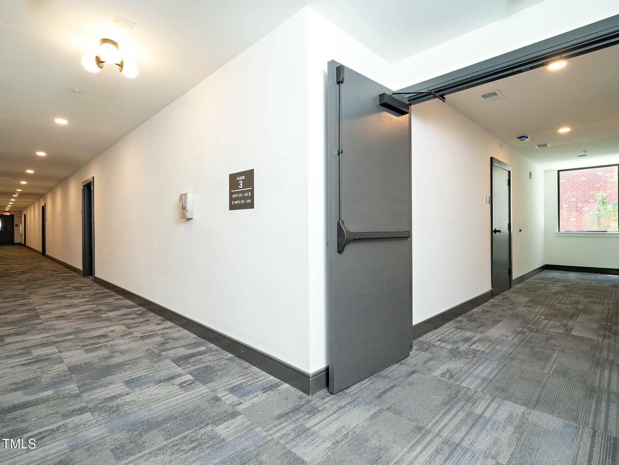 615 West Peace Street, Unit 304 Raleigh, NC 27605 - Photo 4 of 36