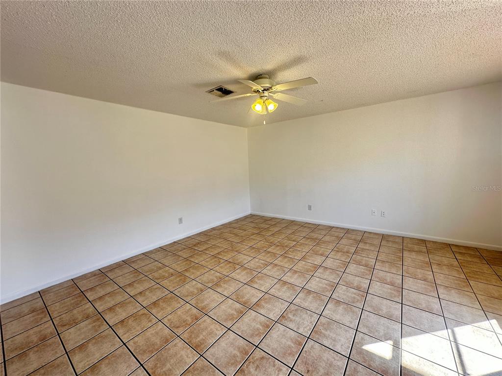 606 Water Road Ocala, FL 34472 - Photo 6 of 22