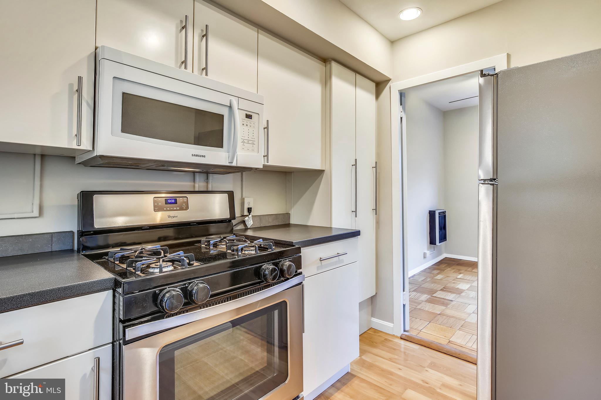 3532 Gunston Road Alexandria, VA 22302 - Photo 8 of 33 Kitchen
