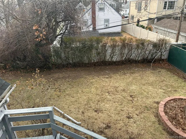 $5,500 | 76-36 265th Street | Glen Oaks