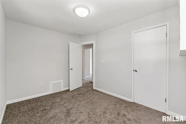 $179,900 | 3914 15th Street, Moline, IL 61265