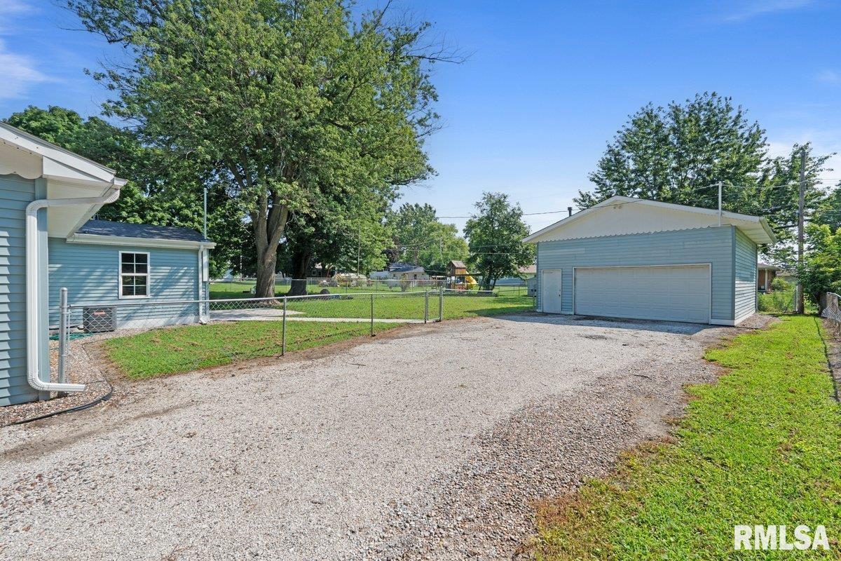 3914 15th Street Moline, IL 61265 - Photo 30 of 31