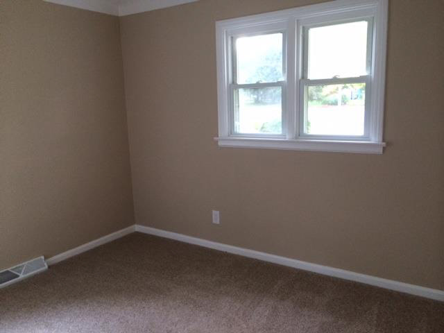 611 West Sterns Road Temperance, MI 48182 - Photo 11 of 20 20416511-10.JPG