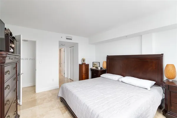 $3,850 | 1800 Sunset Harbour Drive, Unit 809, Miami Beach, FL 33139