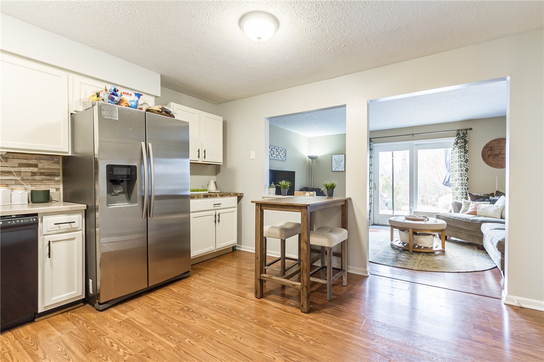 5661 Running Brook Road Farmington, NY 14425 - Photo 8 of 31