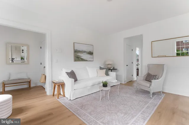 $774,000 | 2527 Q Street Northwest, Unit 202, Washington, DC 20007