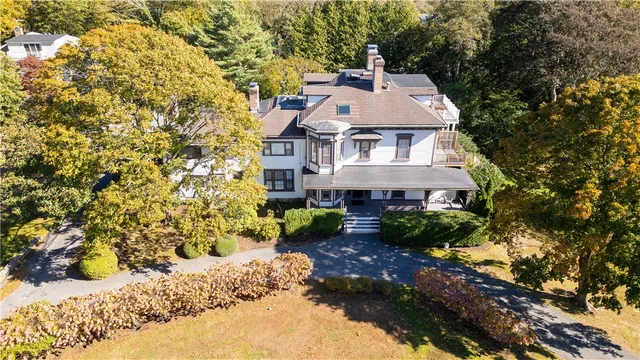 $499,000 | 46 Chastellux Avenue, Unit M6, Newport, RI 02840