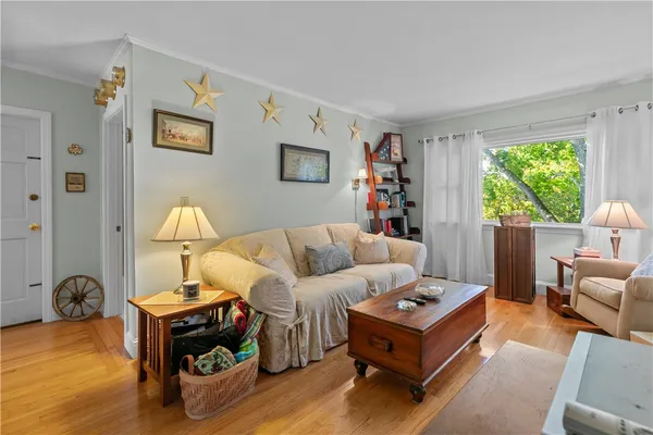 $499,000 | 46 Chastellux Avenue, Unit M6, Newport, RI 02840