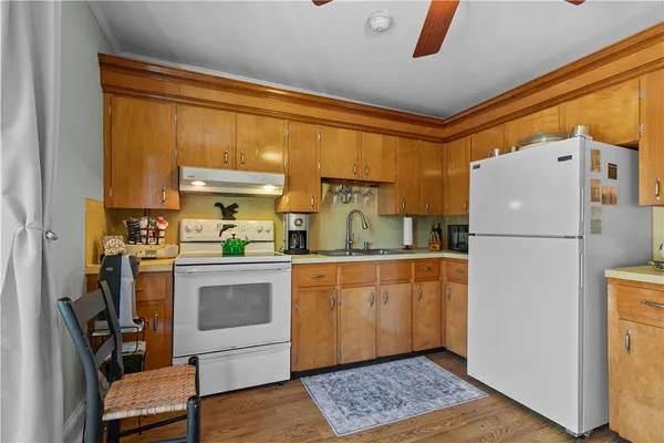 $499,000 | 46 Chastellux Avenue, Unit M6, Newport, RI 02840