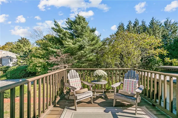 $499,000 | 46 Chastellux Avenue, Unit M6, Newport, RI 02840