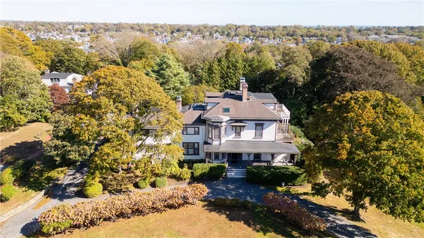 $499,000 | 46 Chastellux Avenue, Unit M6, Newport, RI 02840