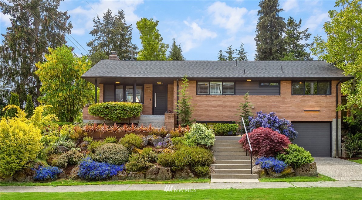 2115 North 77th Street Seattle, WA 98103 - Photo 1 of 40 Gallery Image 1