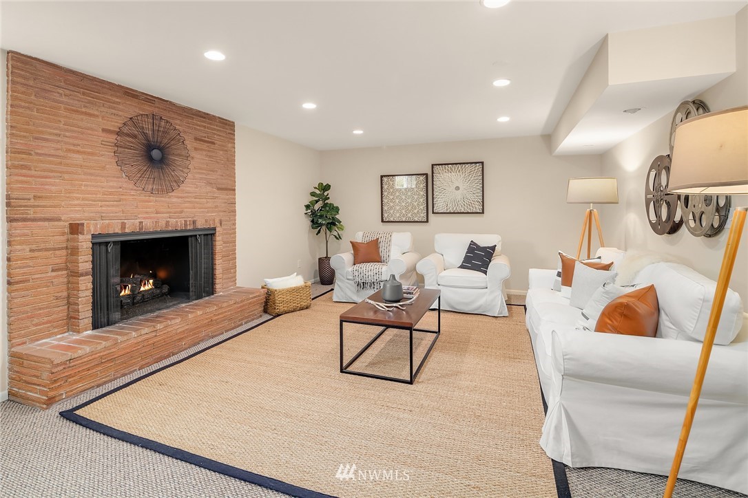 2115 North 77th Street Seattle, WA 98103 - Photo 28 of 40 Gallery Image 28