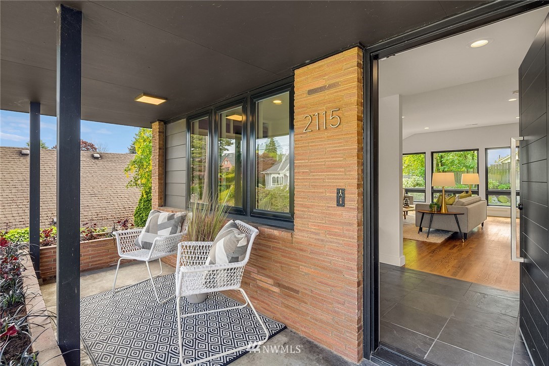 2115 North 77th Street Seattle, WA 98103 - Photo 4 of 40 Gallery Image 4