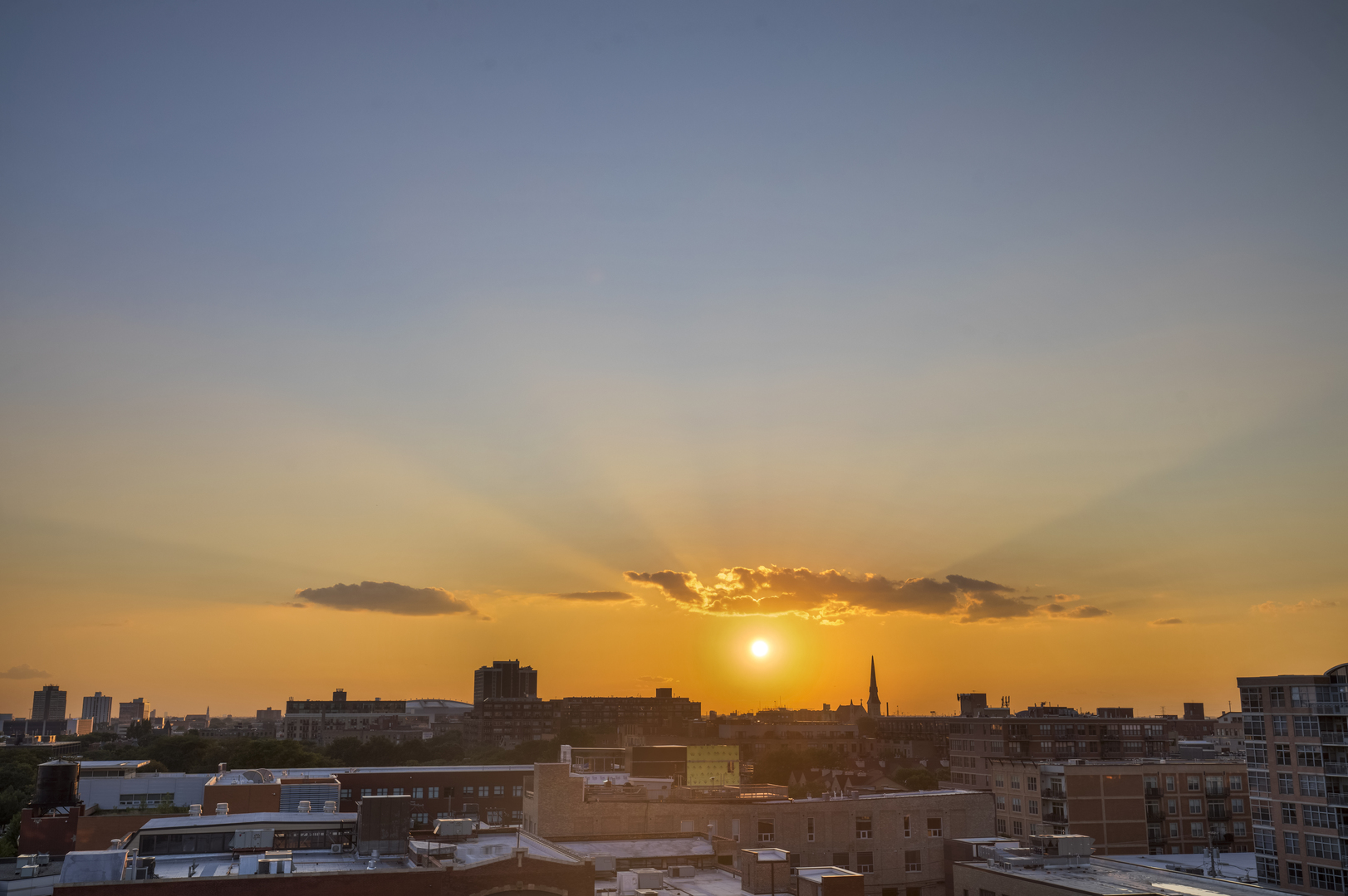1120 West Adams Street, Unit PHW Chicago, IL 60607 - Photo 22 of 23 a view of city and mountain